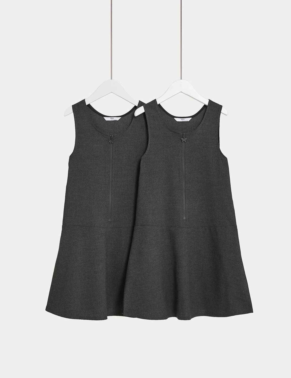 

2 сарафана для девочек в обычной школе фигуристки (2–12 лет) Marks & Spencer, серый