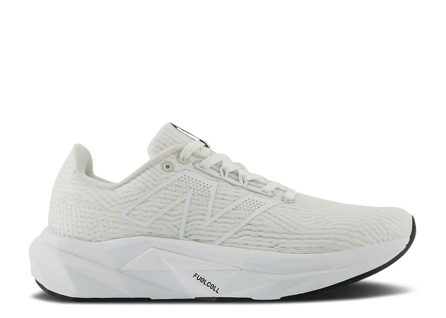 

Кроссовки New Balance Wmns FuelCell Propel V5, белый/черный