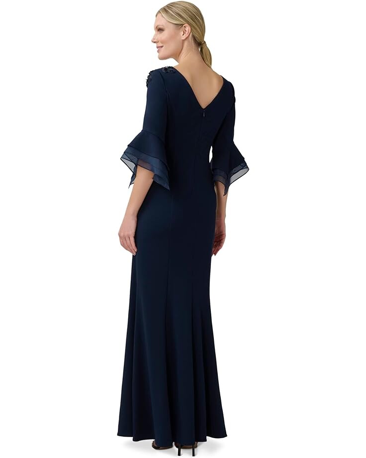 

Платье Adrianna Papell Stretch Knit Crepe Gown with Ribbon Beaded Shoulder Detail & Organza Bell Sleeve, цвет Midnight