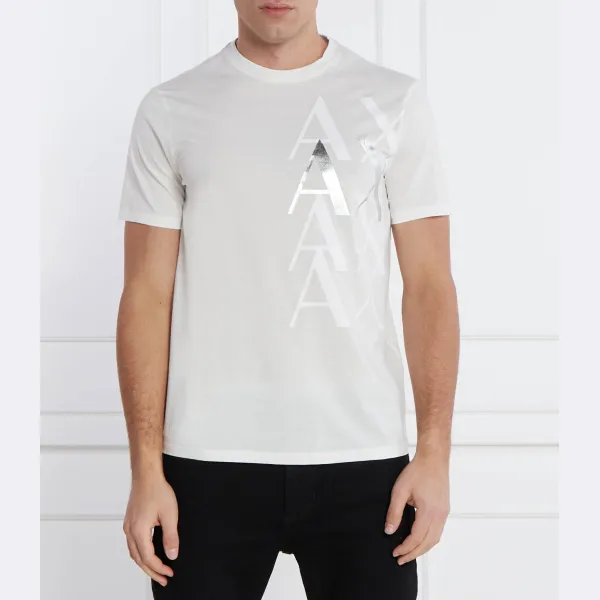 

Футболка стандартного кроя Armani Exchange, белый