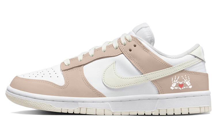 

Женские кроссовки для скейтбординга Nike Dunk Low