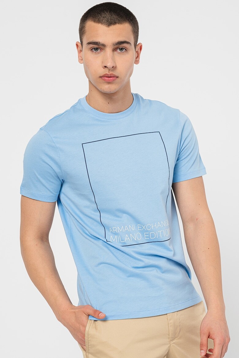 

Футболка с фигурным принтом Armani Exchange, белый