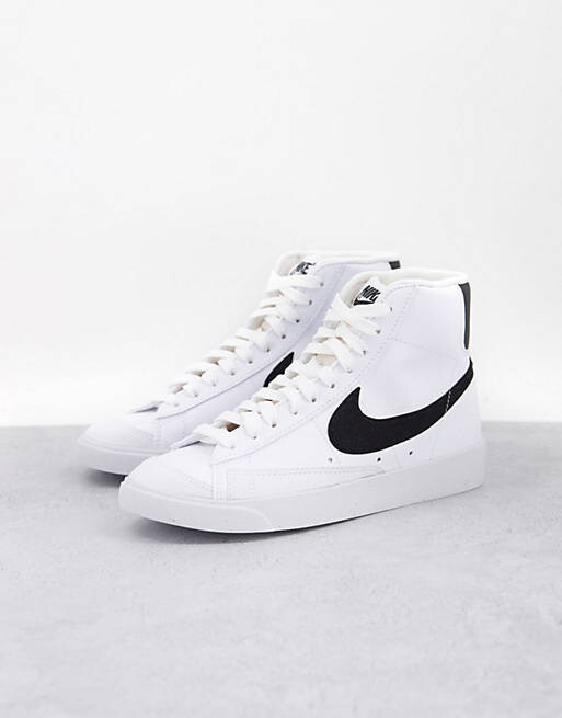 

Бело-черные кроссовки Nike Blazer Mid '77 - БЕЛЫЕ, Черный