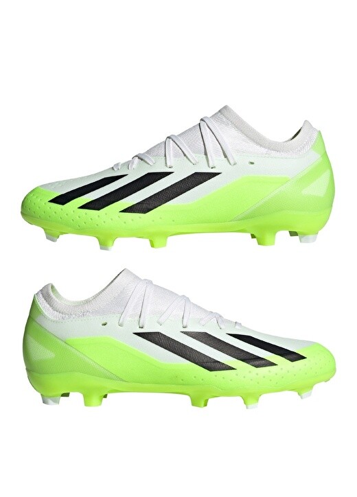 

Белые мужские футбольные бутсы Adidas