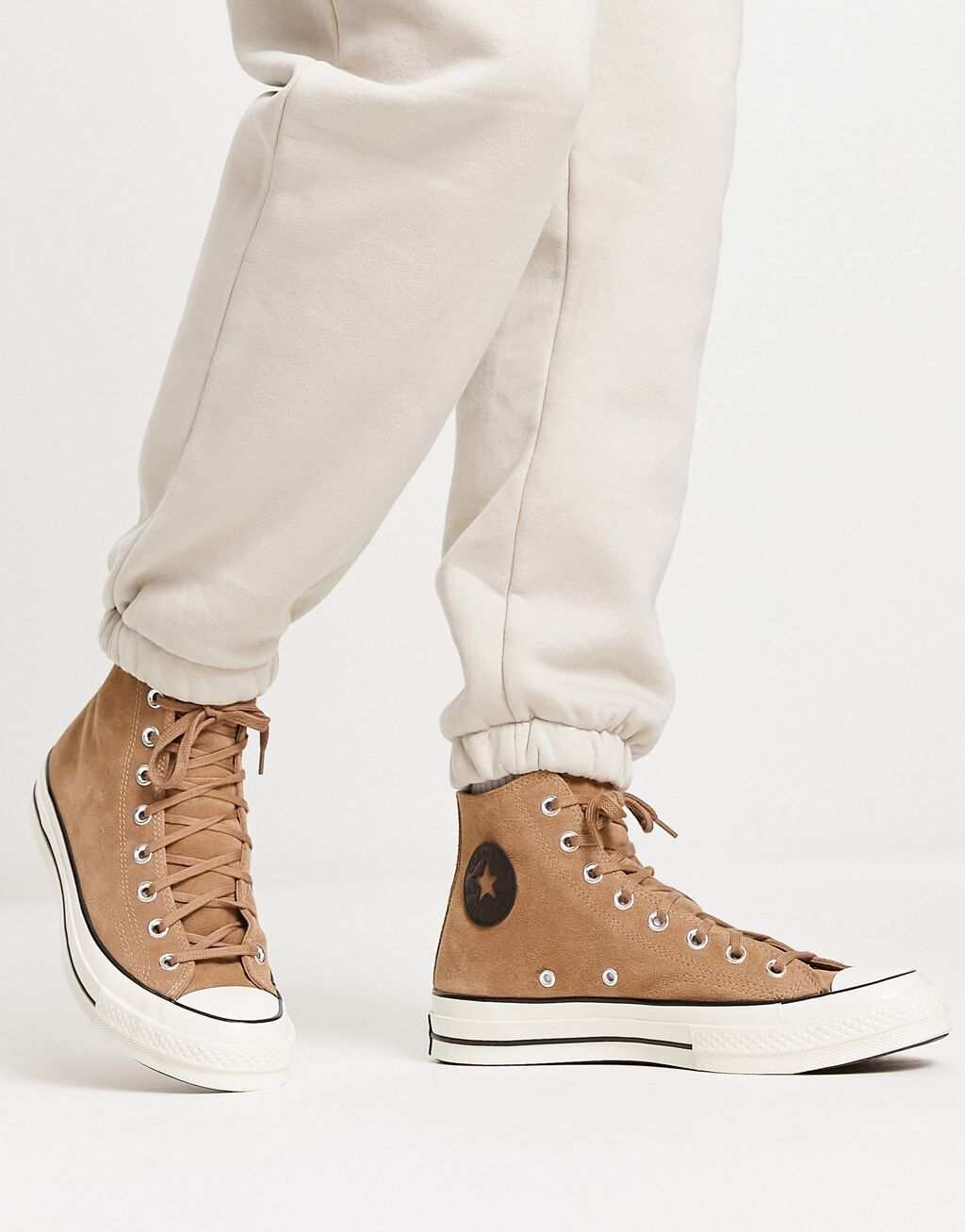 

Замшевые кроссовки Converse Chuck 70 Hi Sand Dune
