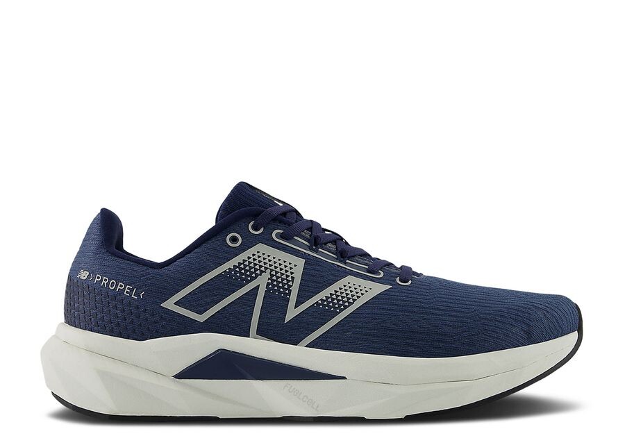 

Кроссовки New Balance FuelCell Propel V5, цвет Navy Light Arctic Grey