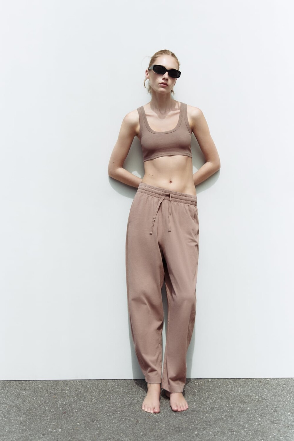 

Укороченная футболка в рубчик ZARA, коричневый