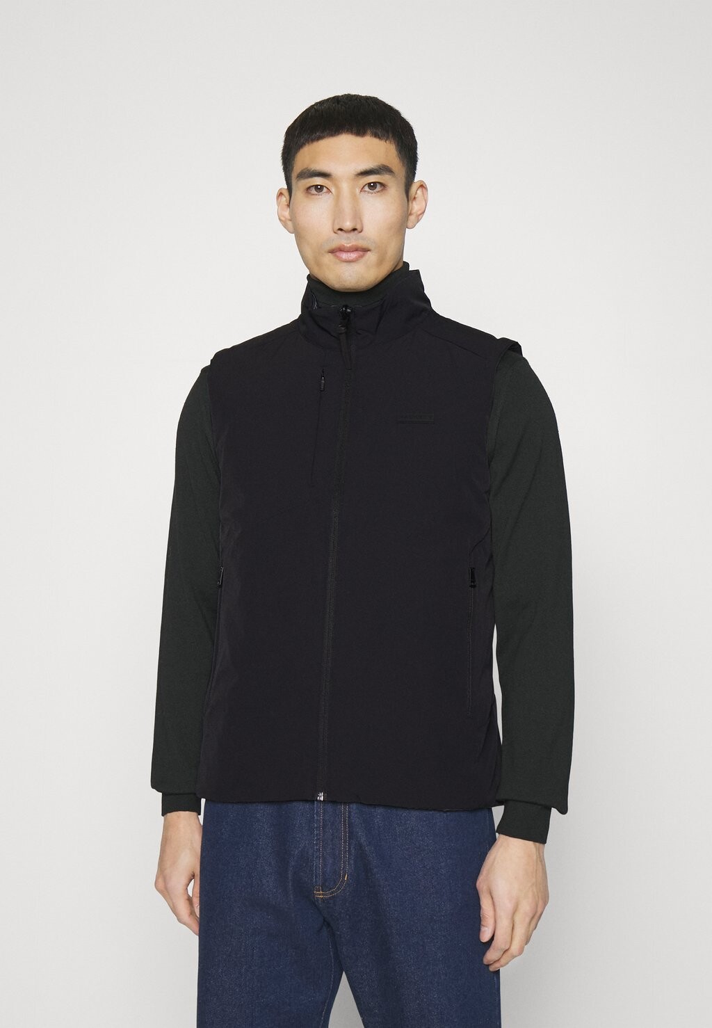 

Жилет Hackett London