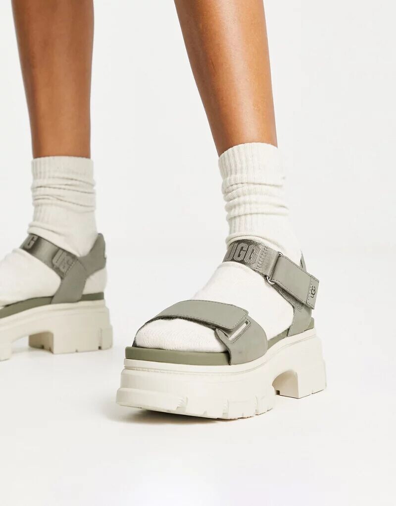 

Зеленые кожаные сандалии UGG Ashton Ankle