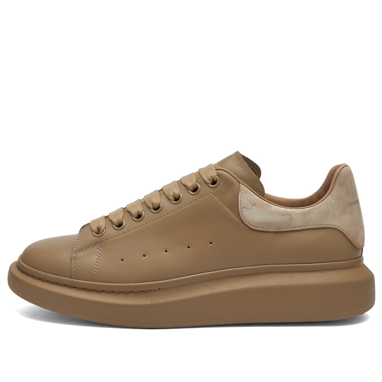 

Кроссовки Alexander Mcqueen Suede Tab Oversized Sneaker, цвет Stone & Stone