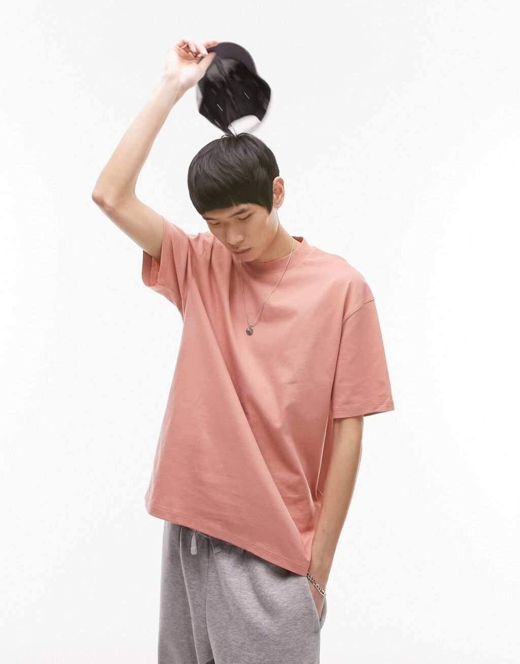 

Розовая футболка оверсайз Topman