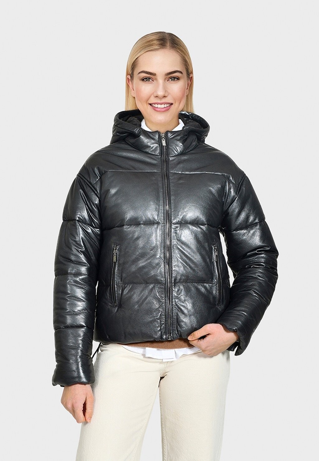 

Куртка Oakwood ДУВЕТ ВАНДА, цвет oxydized black