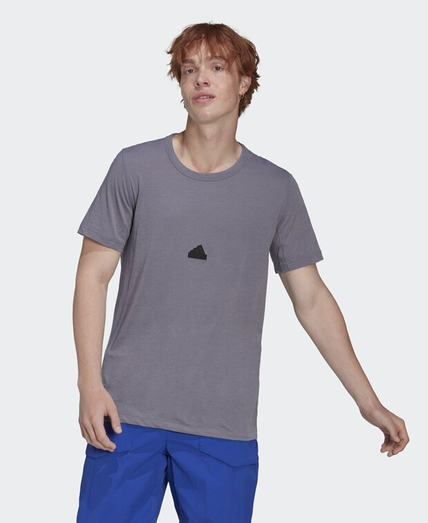 

Футболка adidas Sportswear, серый