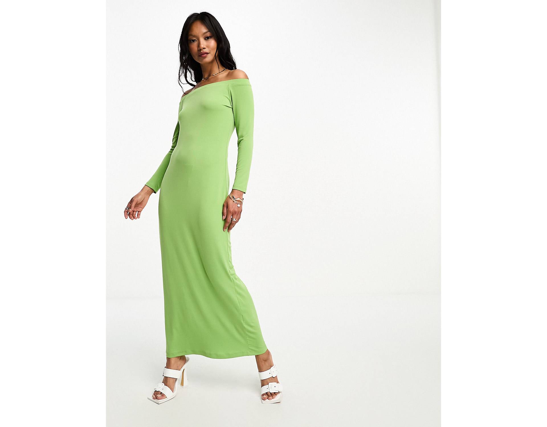 цена Зеленое платье миди из джерси с открытыми плечами Glamorous
