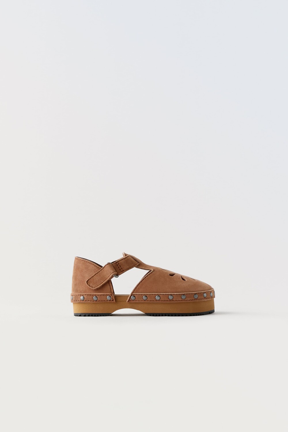 

Кожаные сабо Zara, браун
