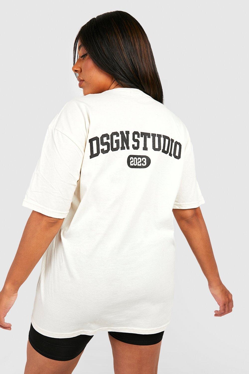 

Футболка с графической спиной plus dsgn studio Boohoo, экру