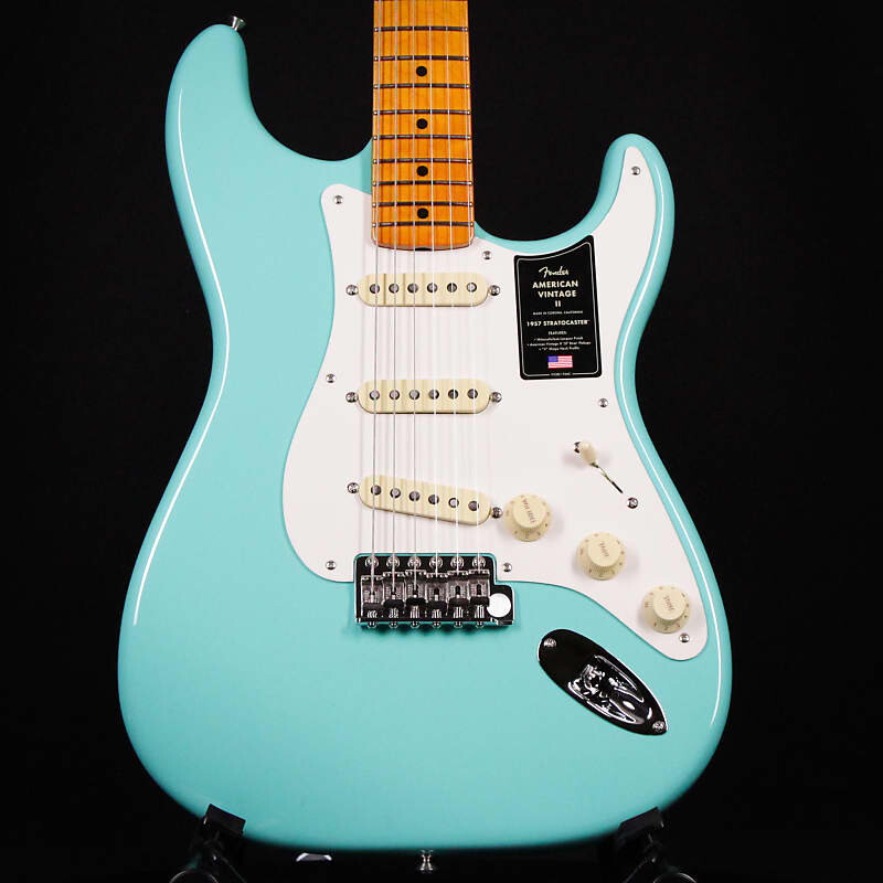 

Электрогитара Fender American Vintage II 1957 / 57 Stratocaster Maple Fingerboard Seafoam Green 2023