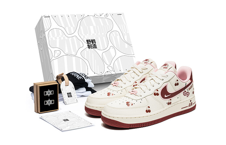 

Женские кроссовки для скейтбординга Nike Air Force 1