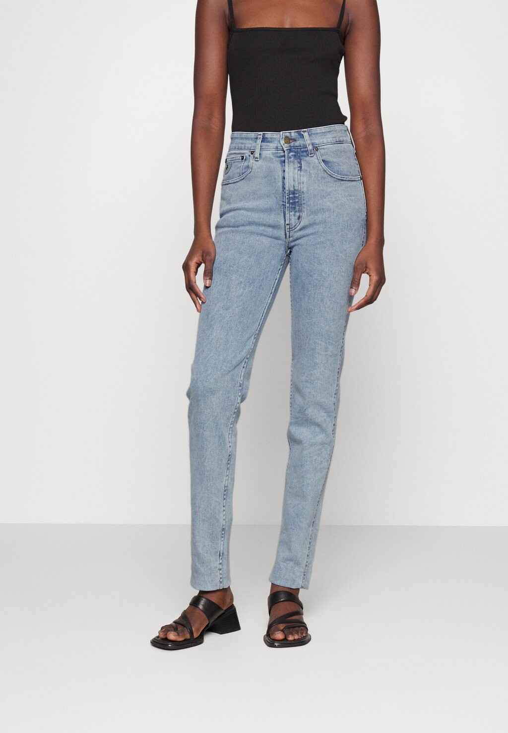 

Джинсы прямого кроя LOIS Jeans