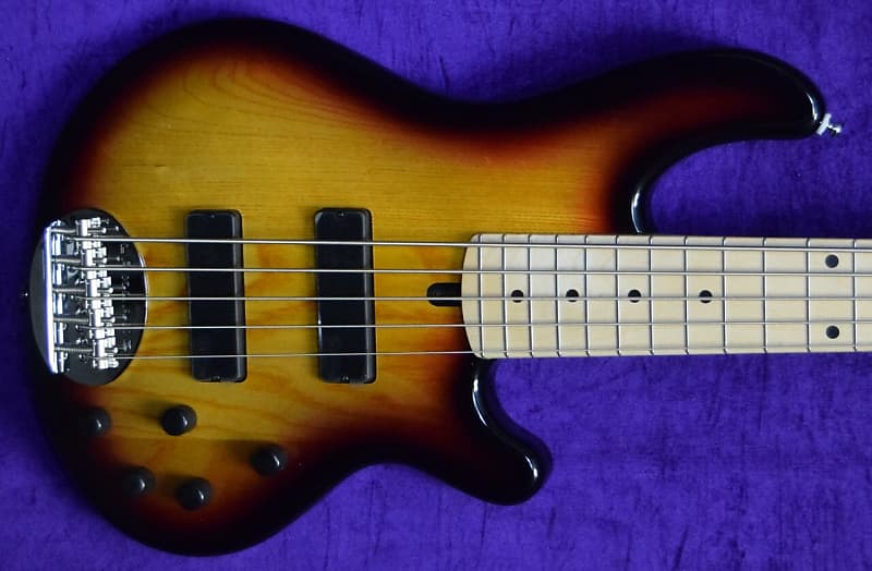 Басс гитара Lakland Skyline 55-01, 3-Tone Sunburst / Maple.