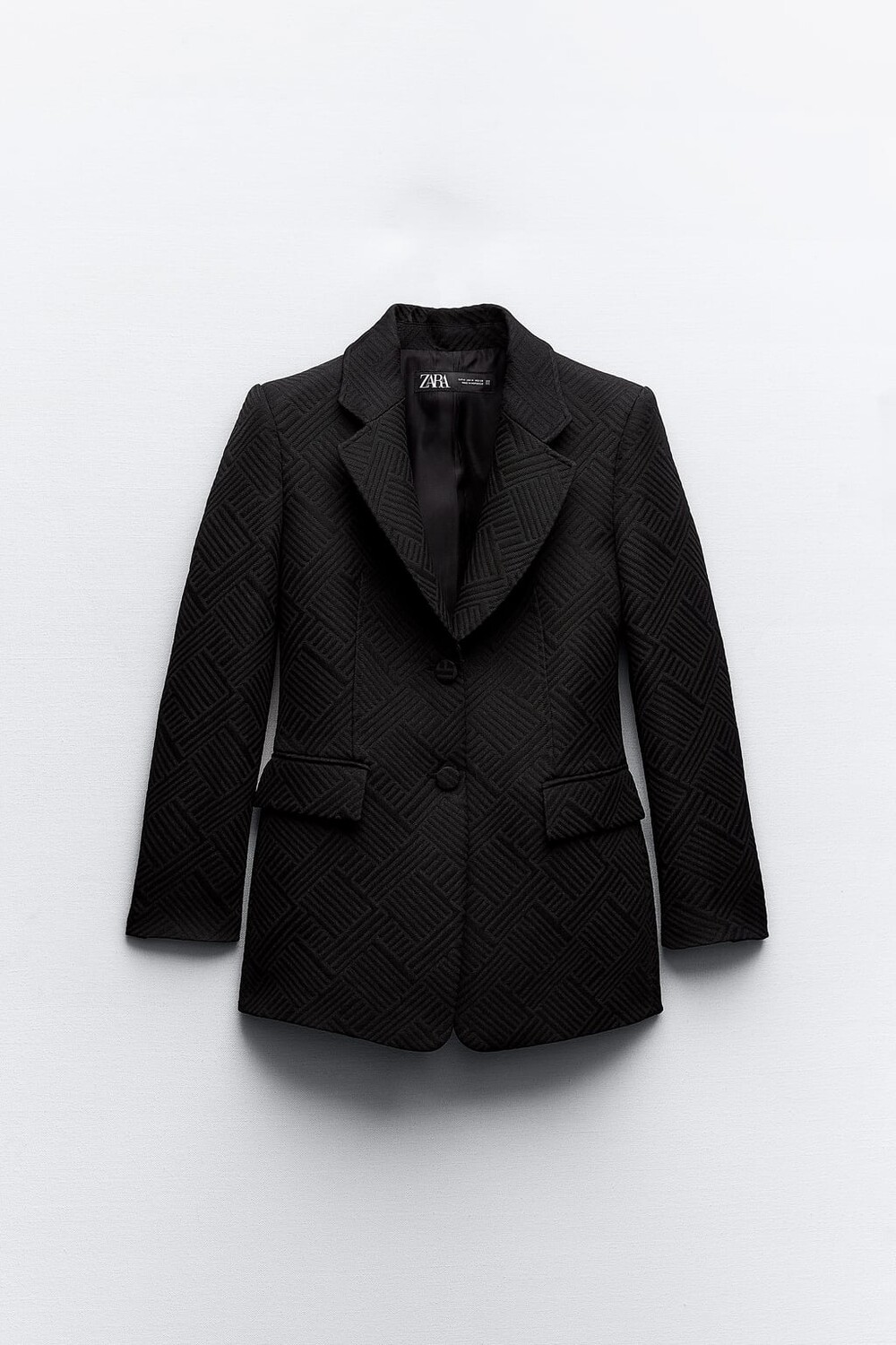 

Длинный приталенный жаккардовый блейзер ZARA, черный