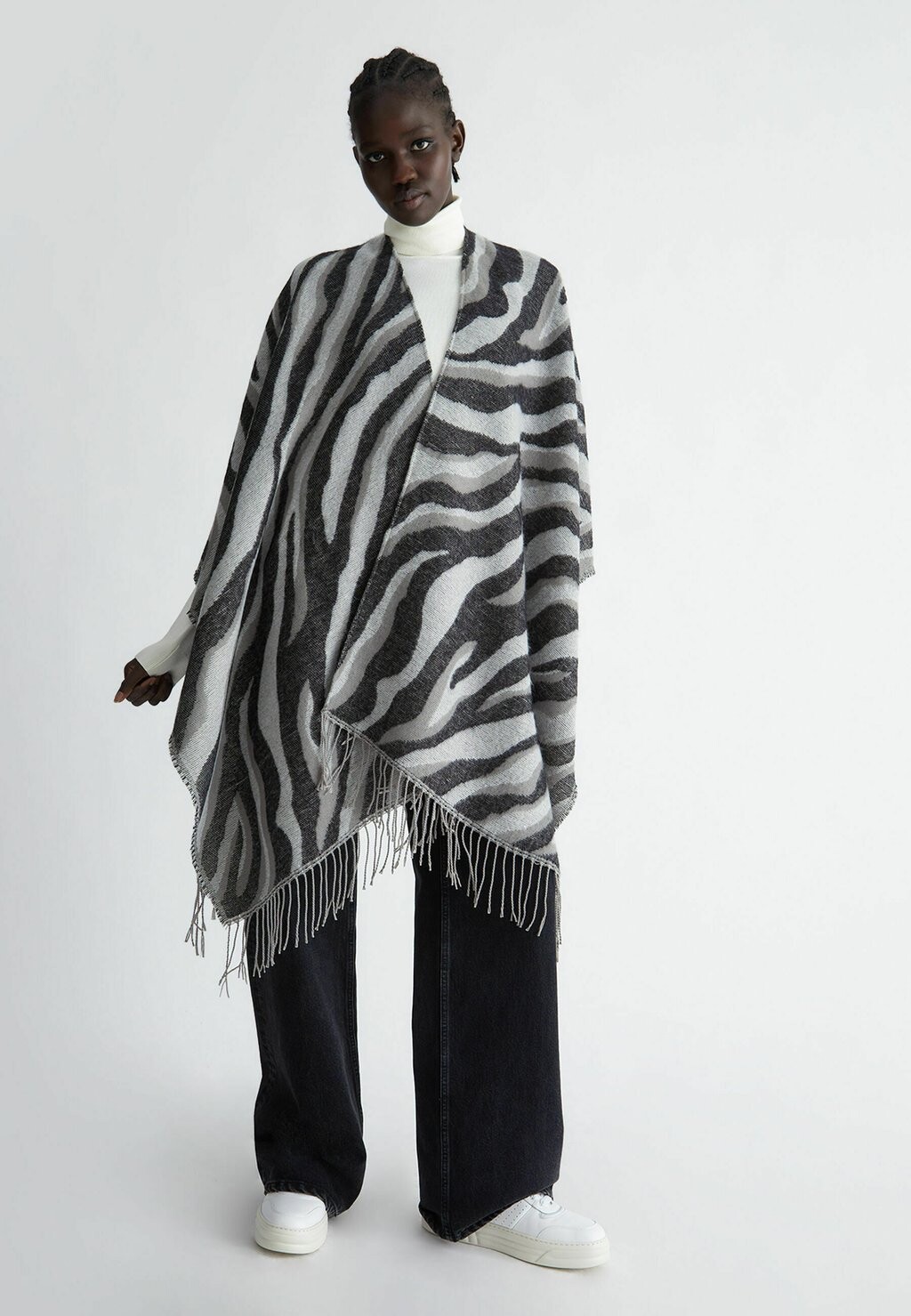 

Шарф Zebra Print Poncho LIU JO, цвет zebra print