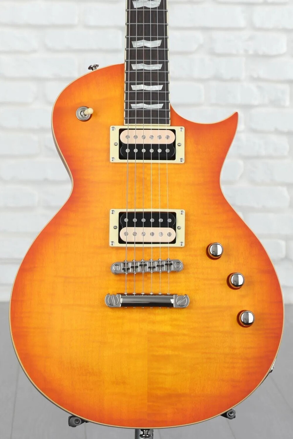 

ESP LTD EC-1000T Fluence - Сатин медового взрыва