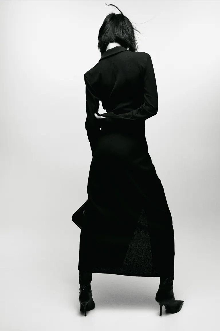 Трикотажное платье с трансфером H&M, черный спортивное трикотажное платье с принтом h