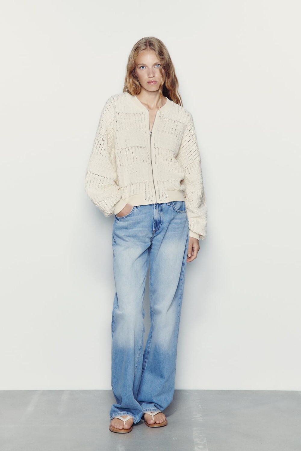 

Ручная куртка-бомбер ZARA, экру