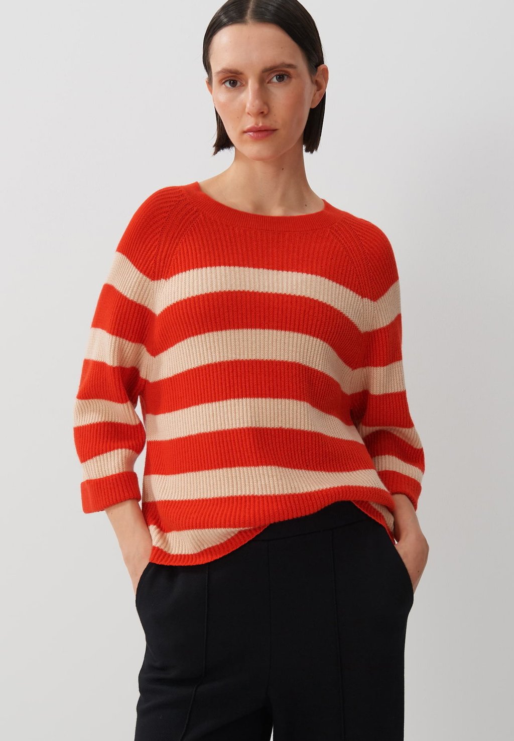 Вязаный свитер TIJOU STRIPE someday., цвет cherry red фото