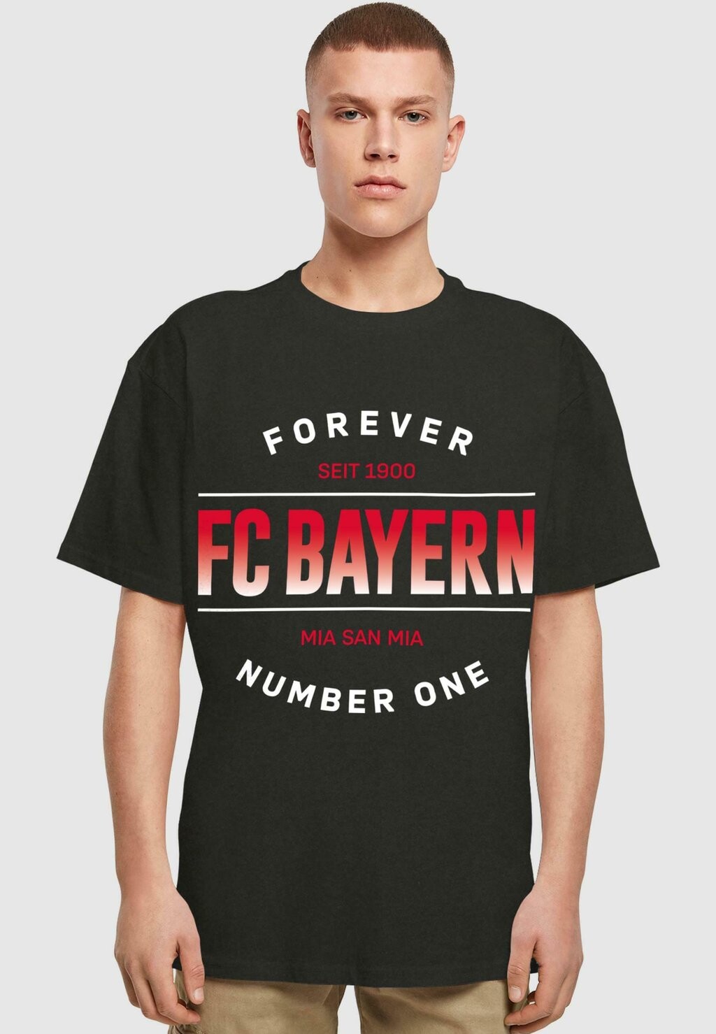 

Футболка с символикой FOREVER NUMBER ONE FC Bayern München, цвет black