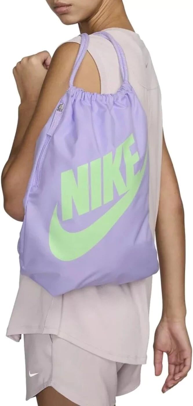 

Спортивная сумка NIKE Unisex Heritage Drawstring, цвет Lilac Bloom/Lilac Bloom/Vapor Green, один размер, спортивная