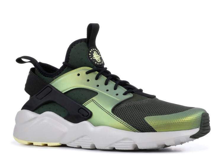 Air huarache run ultra se black white hotsell