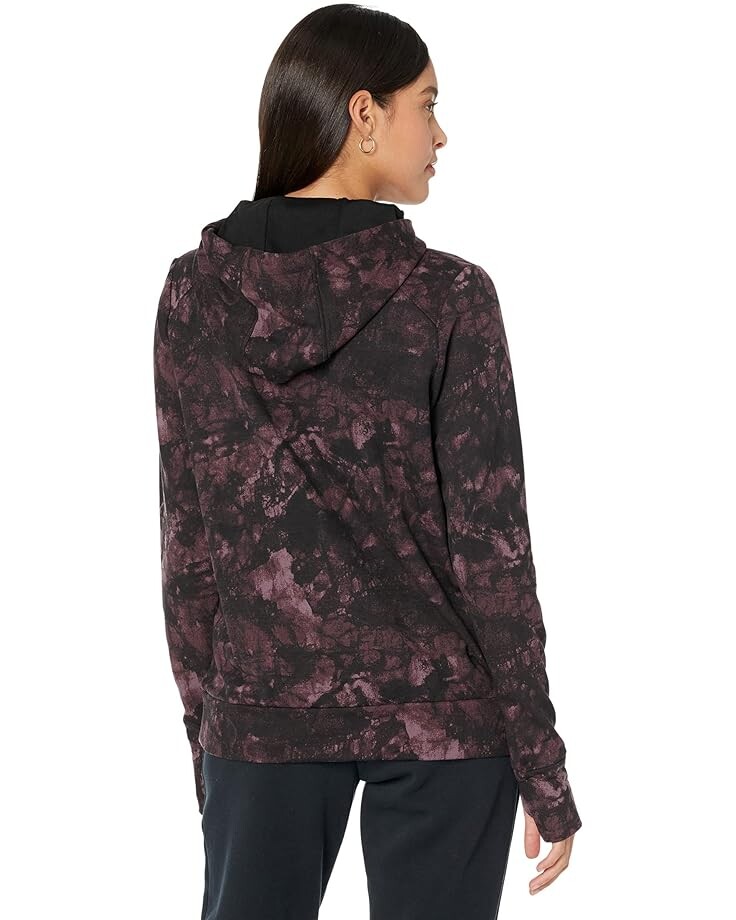 

Пуловер H Halston Long Sleeve Crossover Sweep Hoodie Pullover, цвет Blurred Ink Black Plum