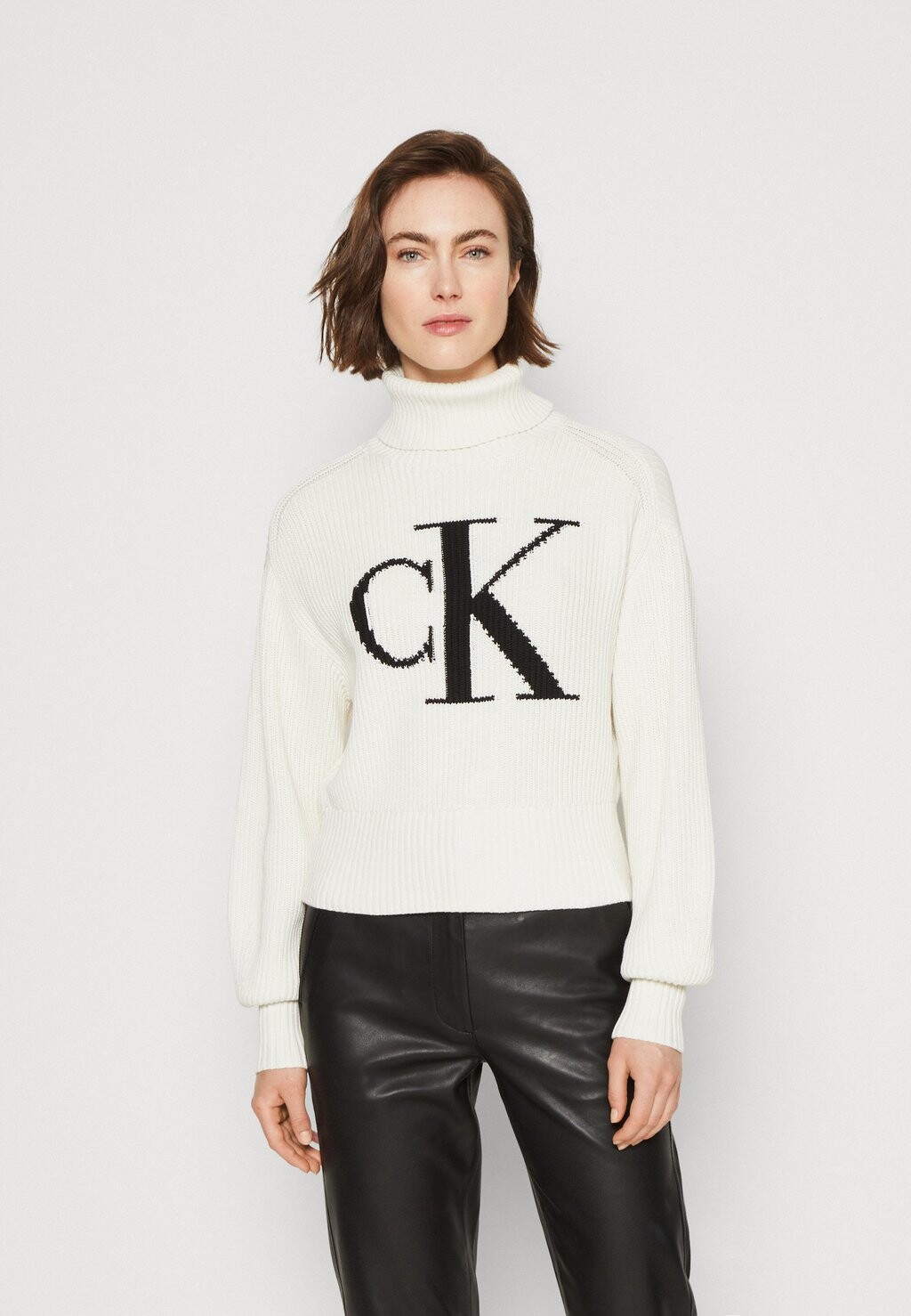 

Джемпер СВИТЕР BLOWN UP Calvin Klein Jeans, слоновая кость