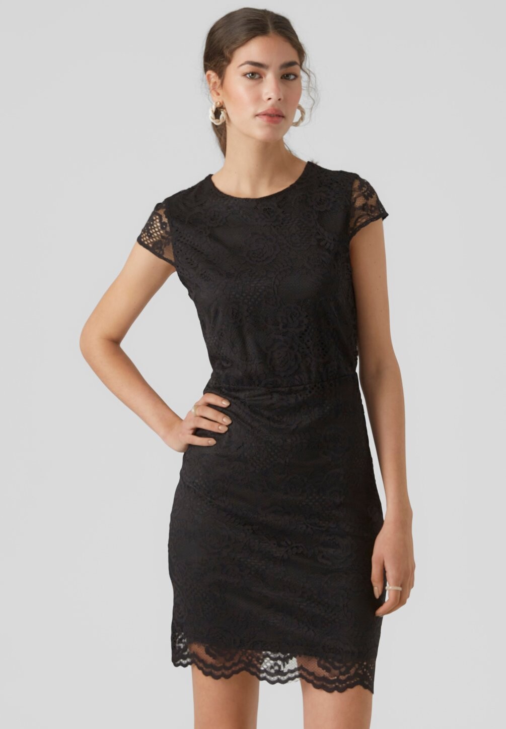 

Элегантное платье Vmsara Cap Sleeve Short Dress Vero Moda, черный