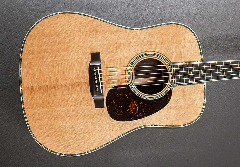 

Акустическая гитара Martin D-45 Modern Deluxe