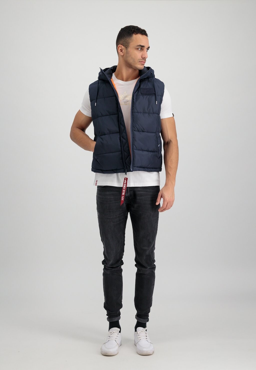 

Жилет Alpha Industries, Черный