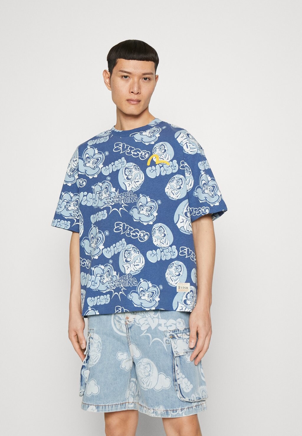 

Футболка с принтом Evisu, синий