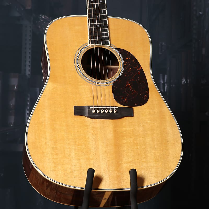 Акустическая гитара Martin D-35 Standard 2023 - Aged Natural-