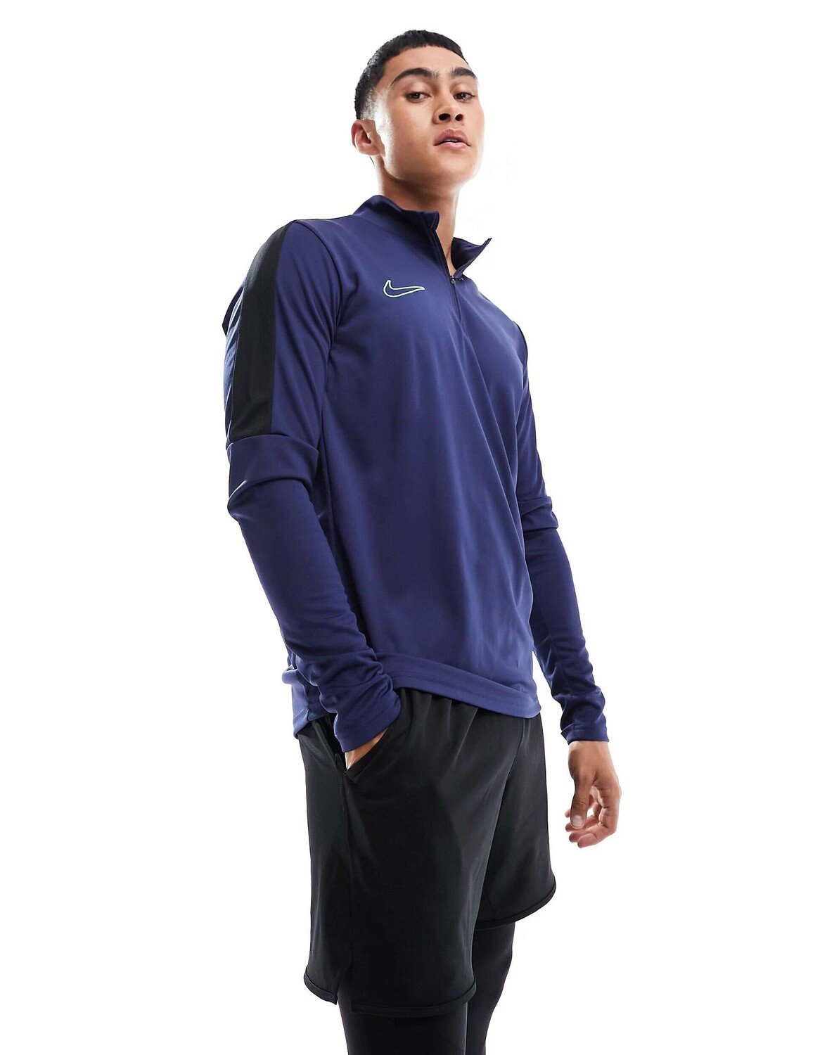 

Темно-синяя футболка Nike Academy Dri-FIT со вставками и полумолнией, Синий
