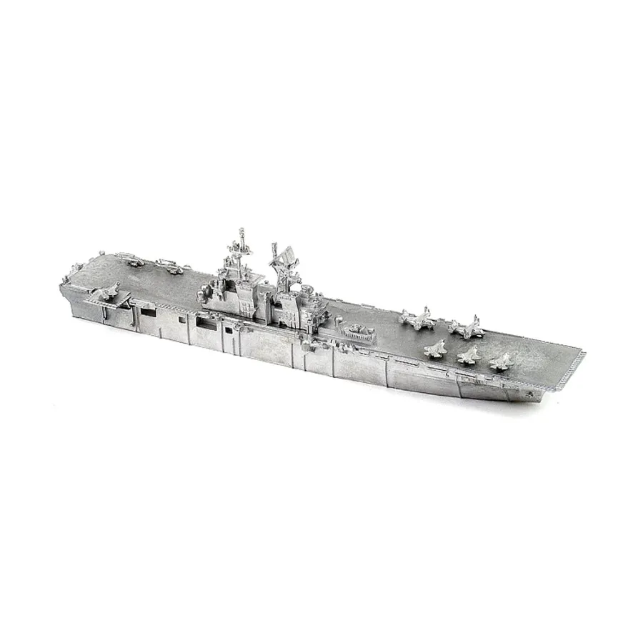 

LHA-6 Америка, Micronauts - Harpoon & Modern United States (1:2400)