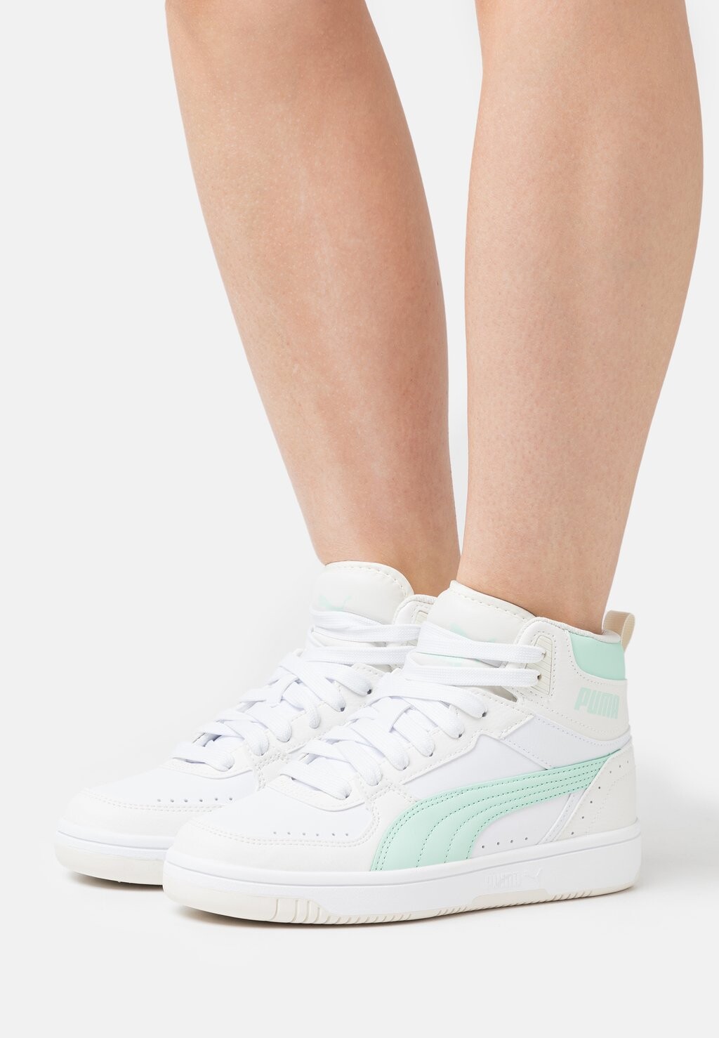

Высокие кроссовки Puma