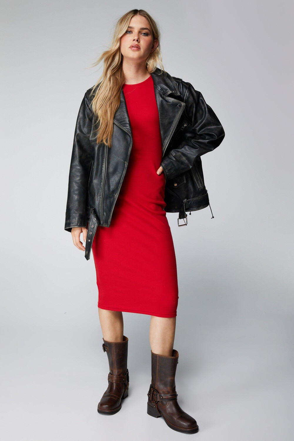 

Платье миди в рубчик Racer Nasty Gal, красный