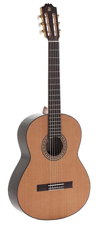 цена Акустическая гитара Admira A6 classical guitar with solid cedar top Handcrafted series