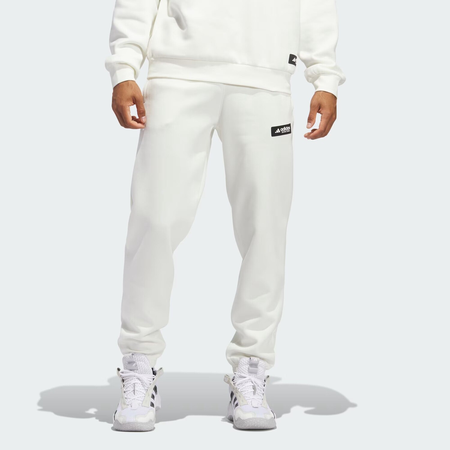 

Легендарные брюки Adidas, цвет Off White