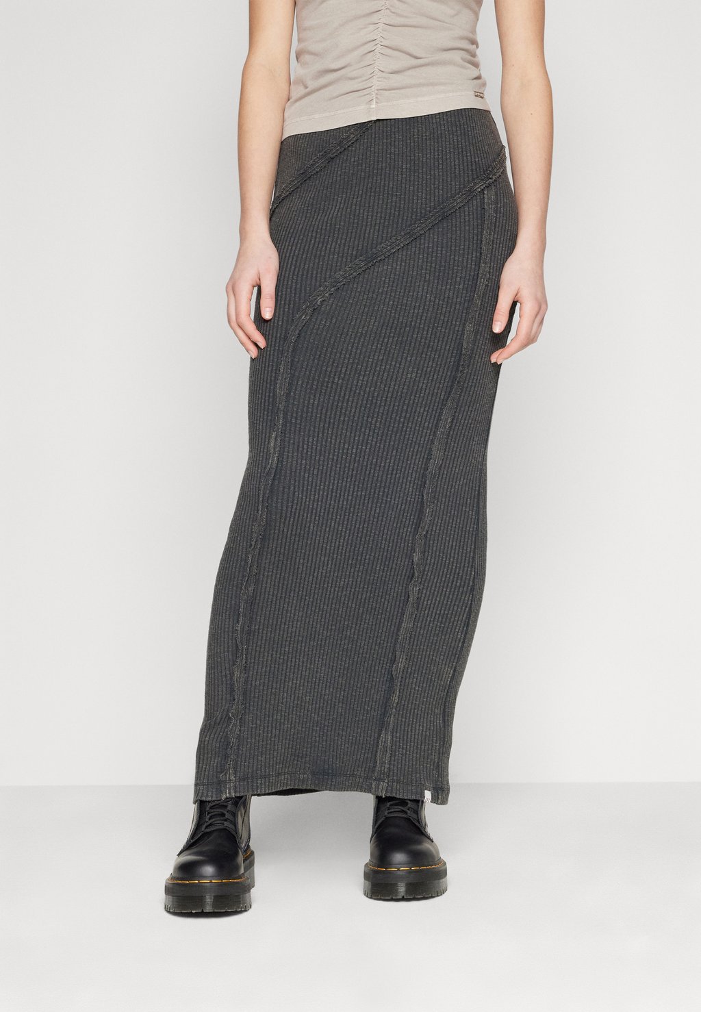 Юбка длинная Washed Rib Seam Skirt BDG Urban Outfitters, цвет grau