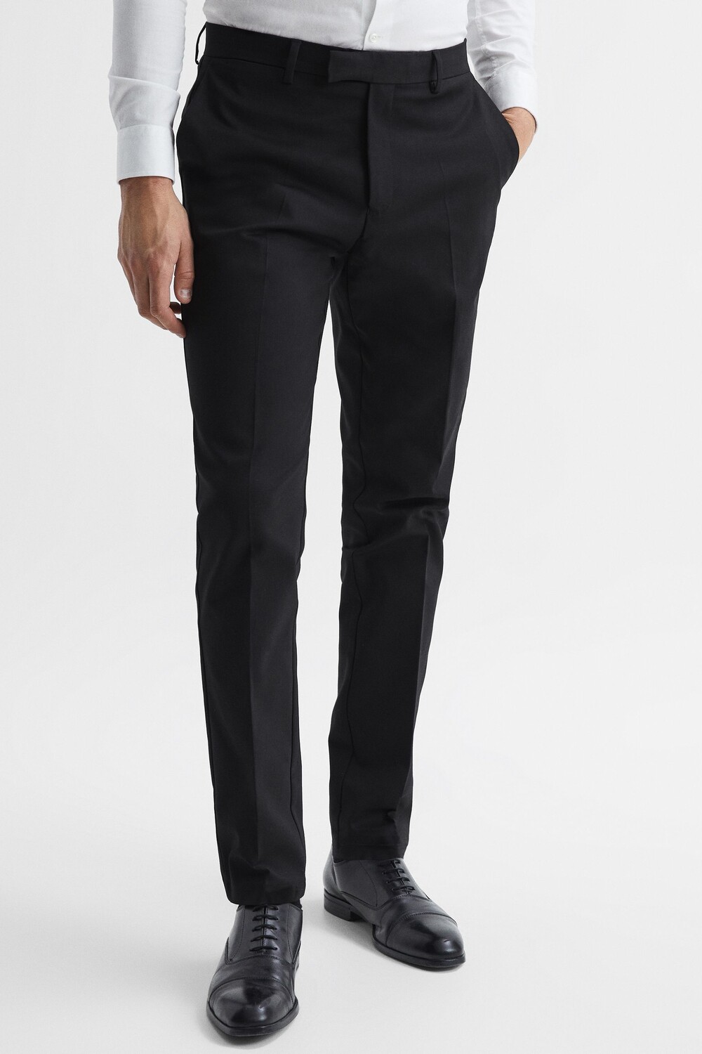 

Брюки-чиносы Eastbury Reg стандартного кроя Reiss, черный