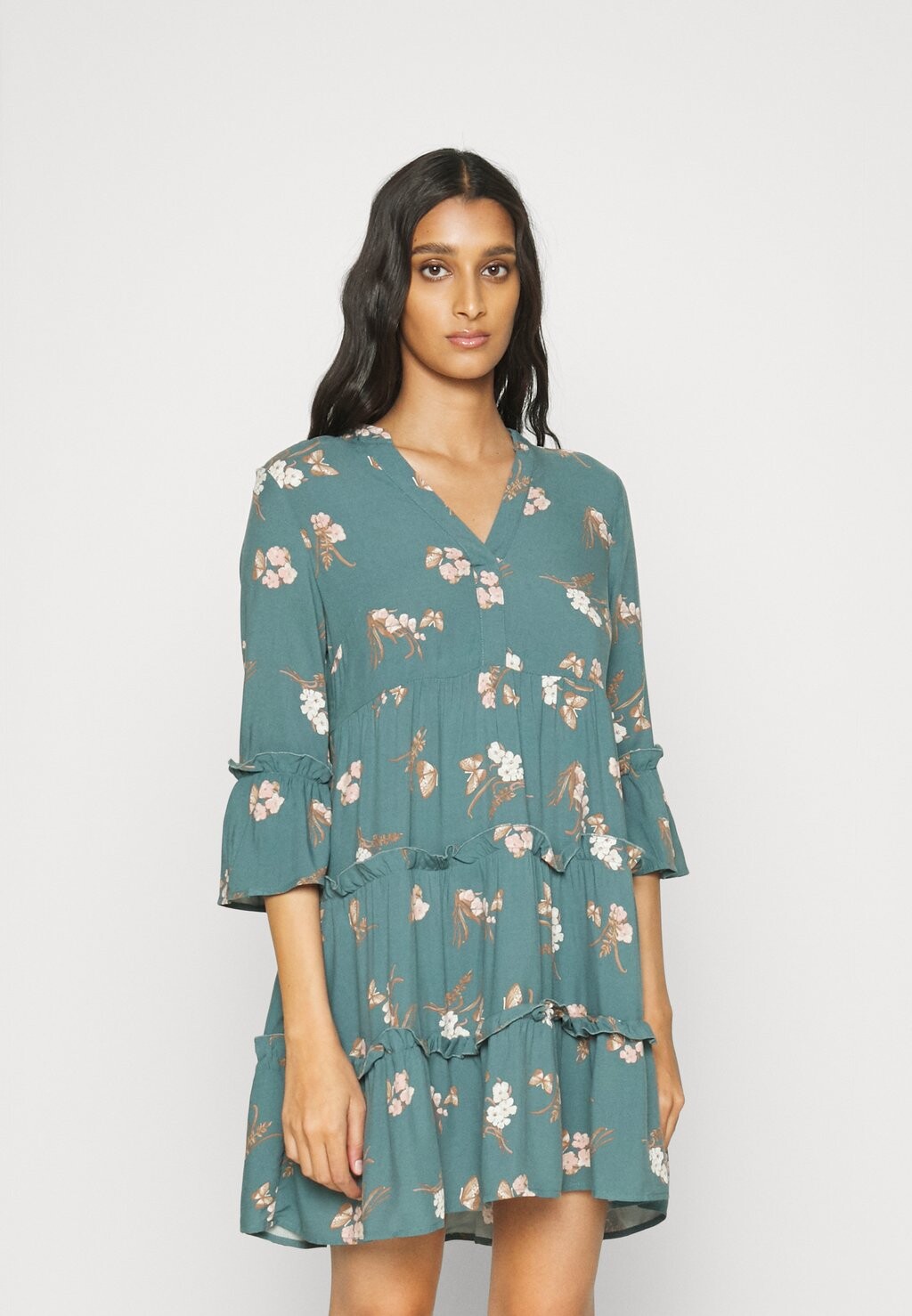 

Платье-рубашка Vero Moda, бирюзовый