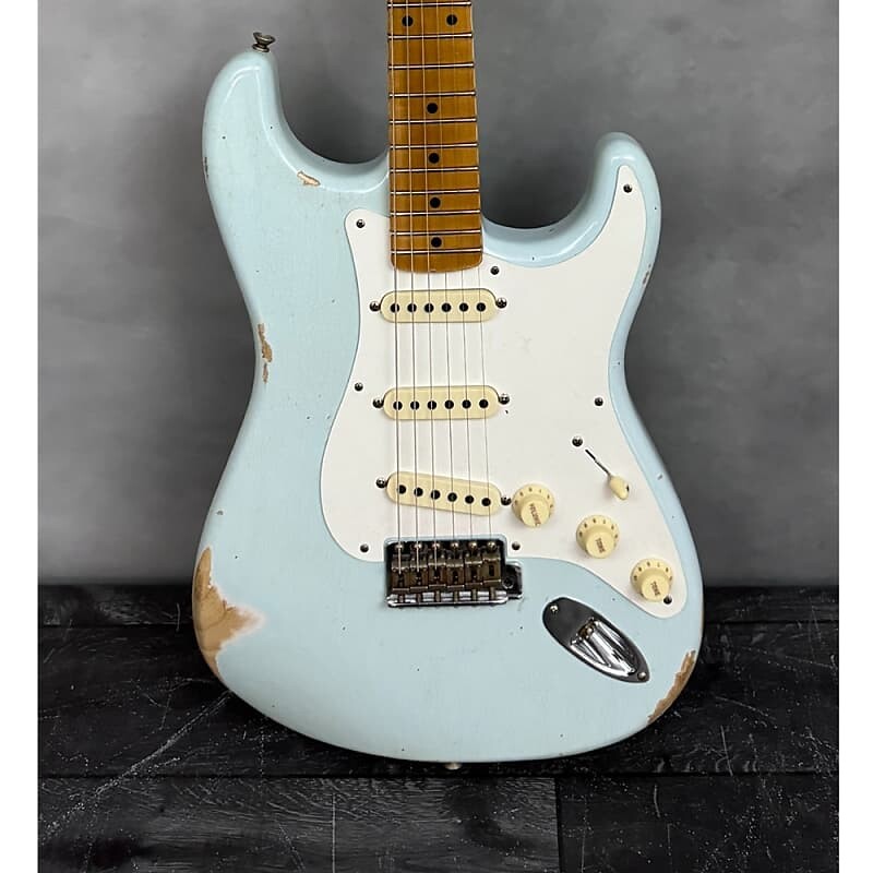 

Электрогитара Fender Custom Shop LTD 1956 Relic Stratocaster FSNB Electric Guitar